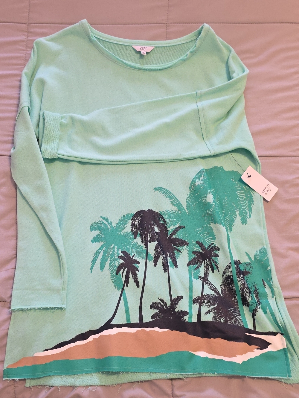 crown & ivy Mint Green Palm-Print Long Sleeve Sweatshirt